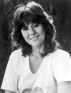 Elisabeth Sladen 6