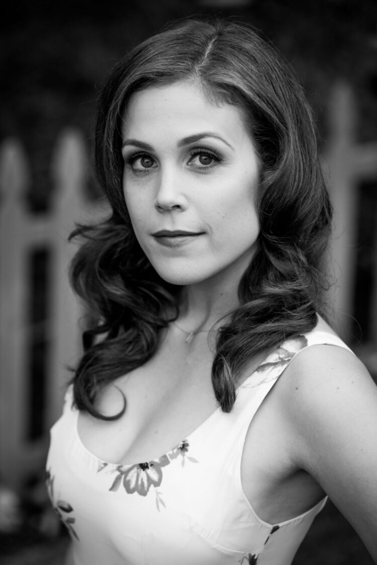 Erin Krakow 1