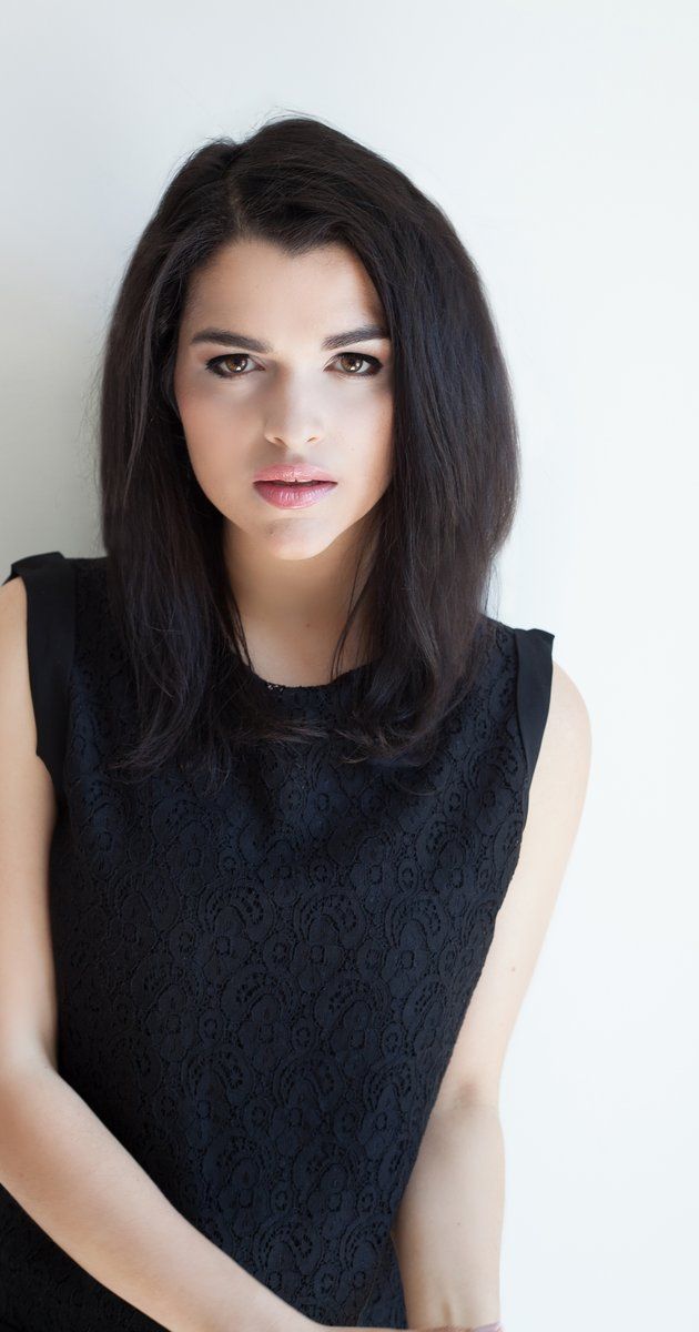 Eve Harlow 8