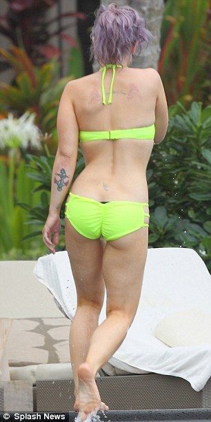 Kelly Osbourne 5