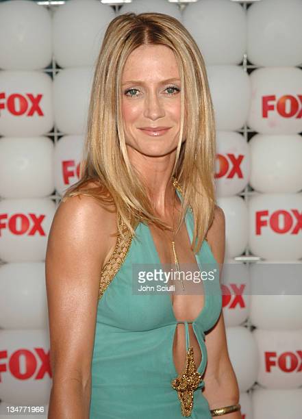 Kelly Rowan 1