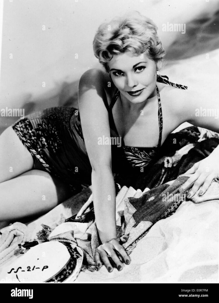 Kim Novak 6