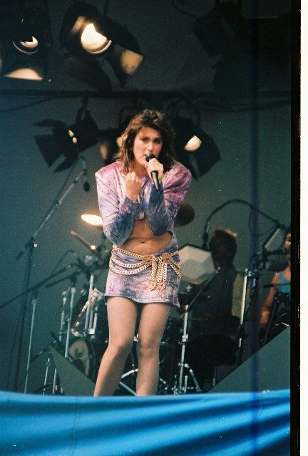 Laura Branigan 1