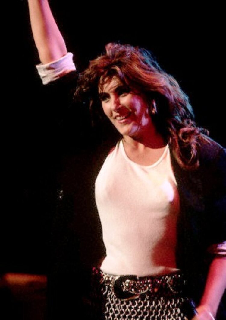 Laura Branigan 8