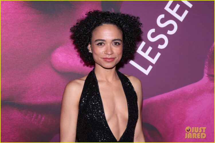 Lauren Ridloff 4