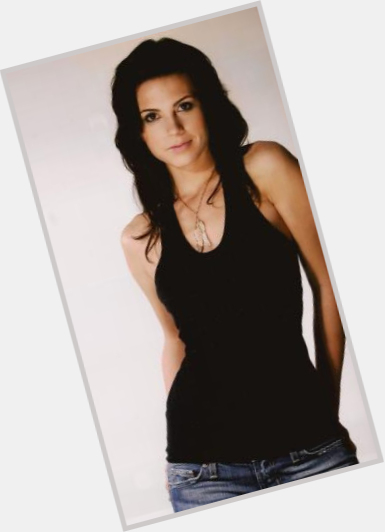 Leah Cairns 9