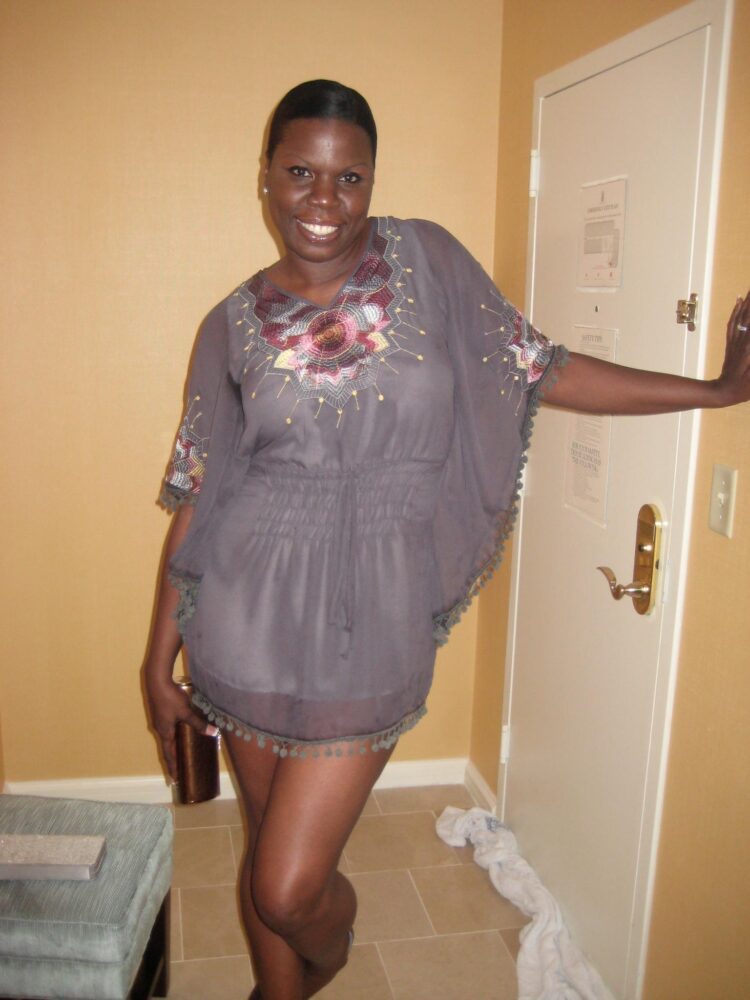 Leslie Jones 8