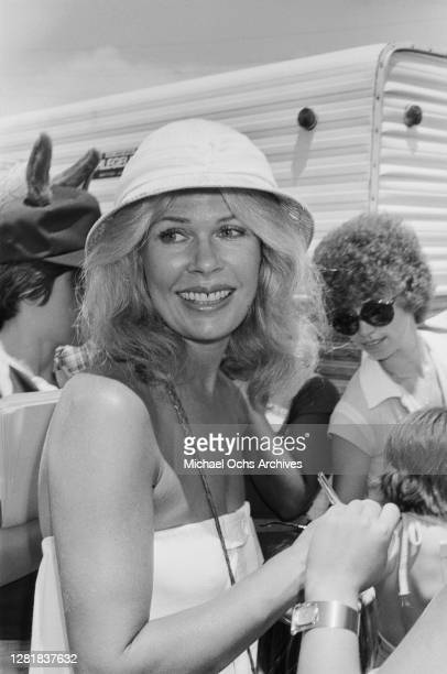 Loretta Swit 6