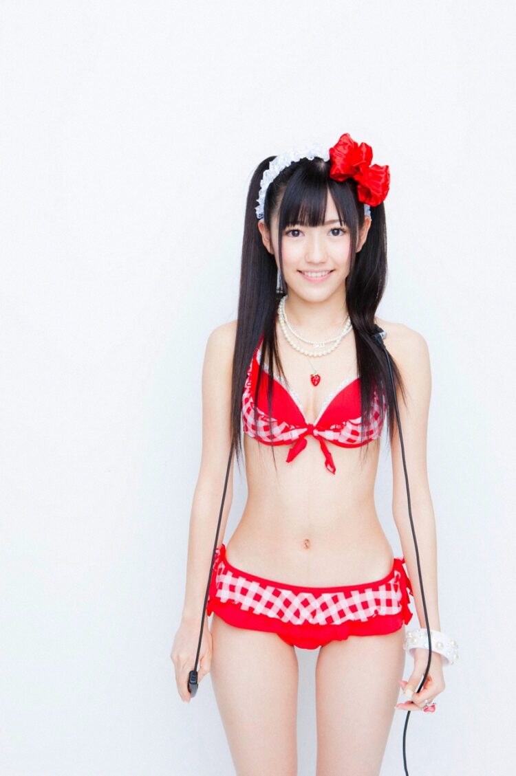 Mayu Watanabe 4