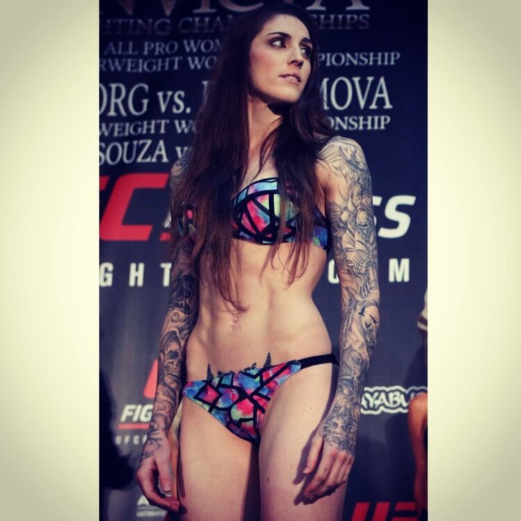 Megan Anderson 4