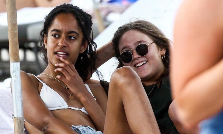 Malia Obama 5