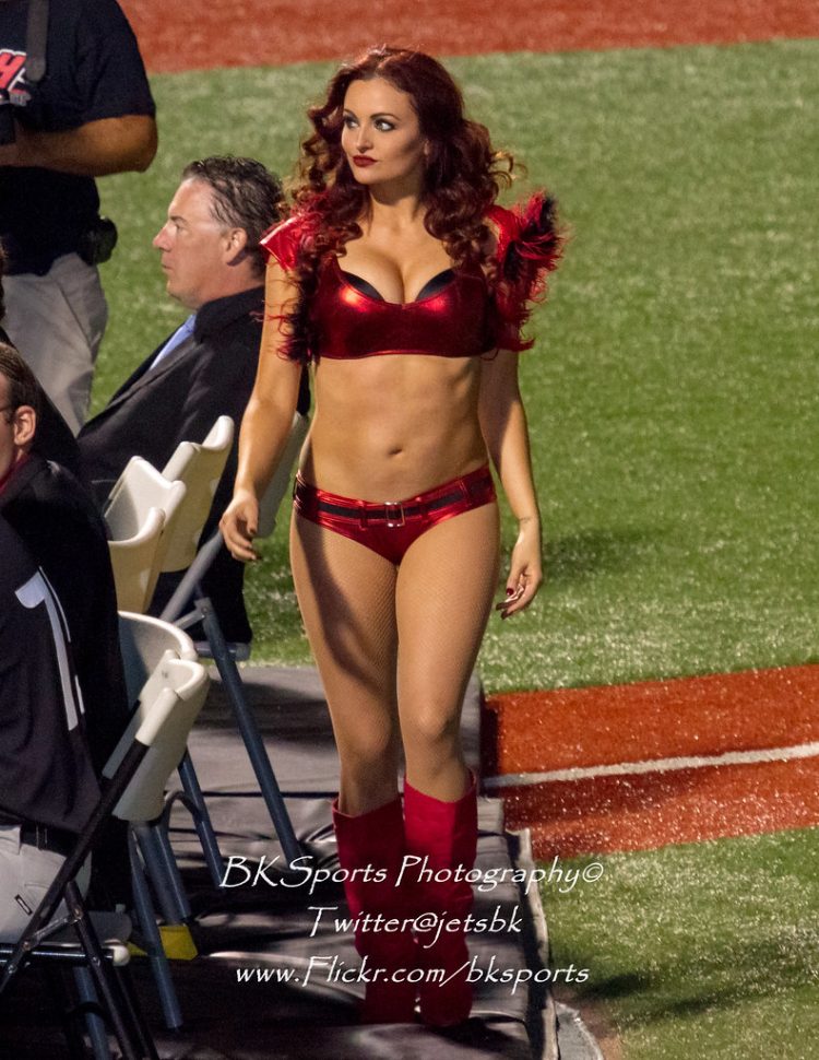 Maria Kanellis 9