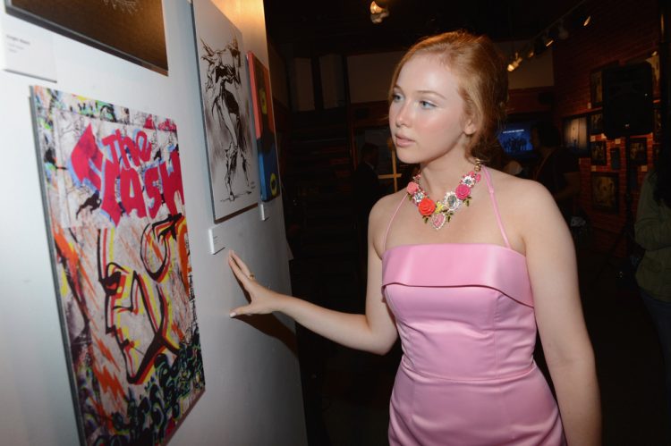 Molly Quinn 7