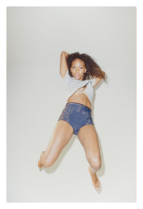 Nicole Beharie 5