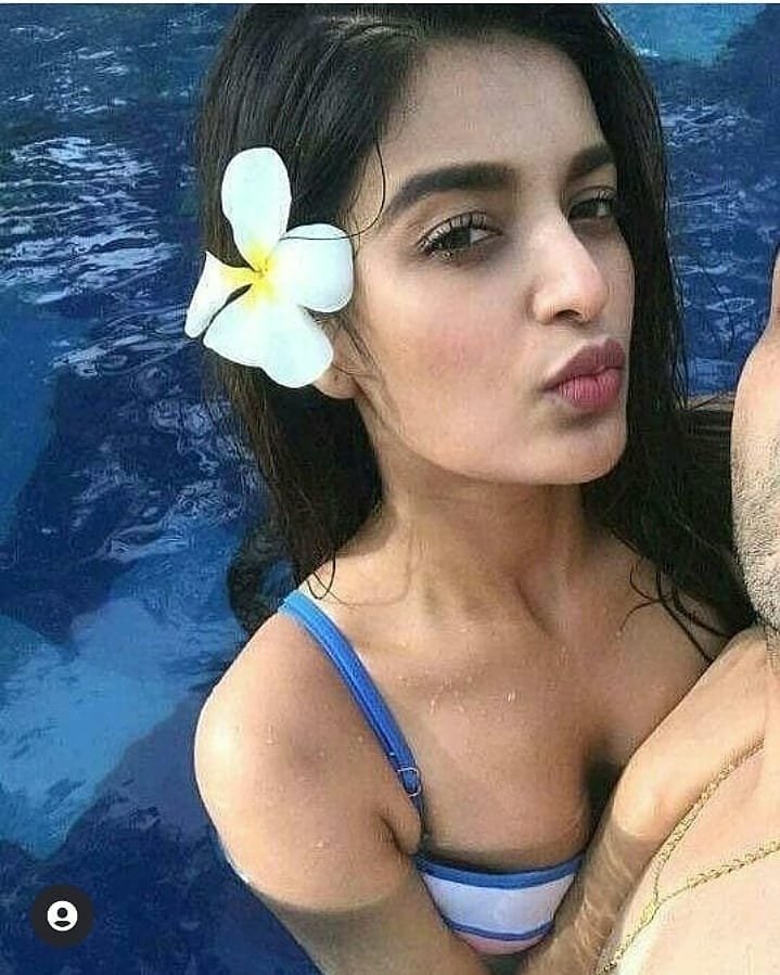 Nidhhi Agerwal 8