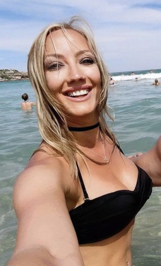 Nita Strauss 2