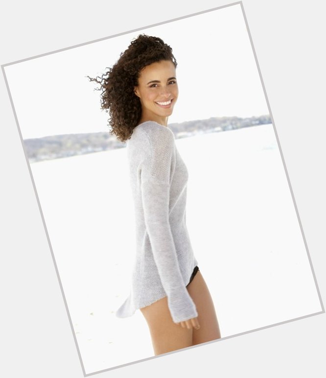 Parisa Fitz Henley 4