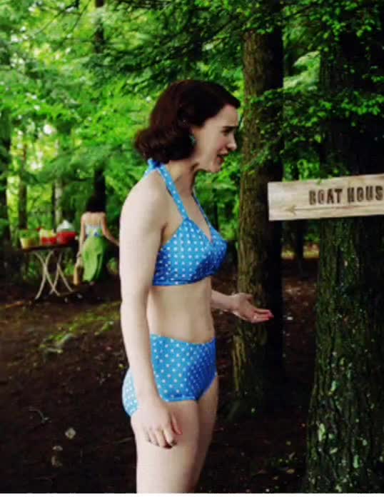 Rachel Brosnahan 5