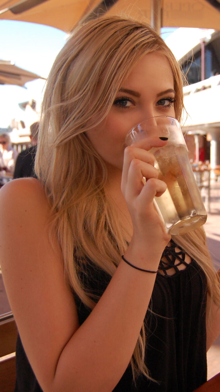 abigail halliday 8