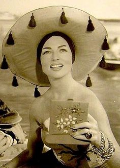 agnes moorehead 1