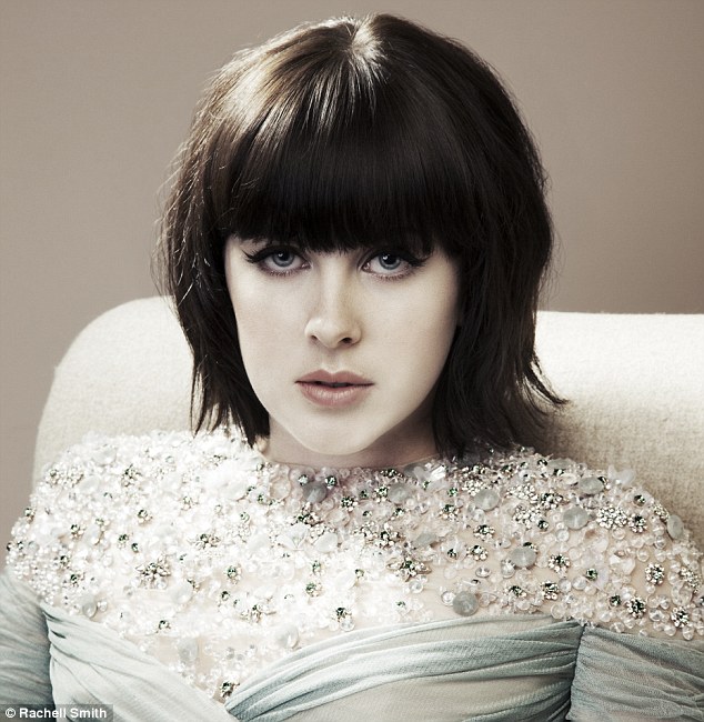 alexandra roach 8