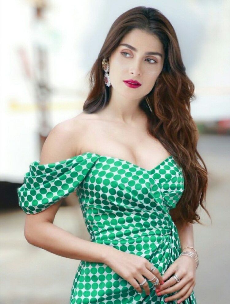 aliza khan 2