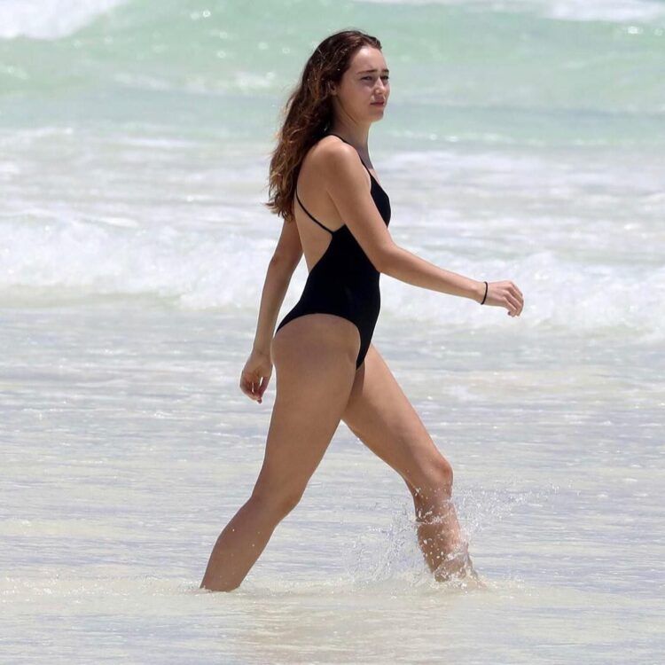 alycia debnam carey