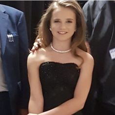 amira willighagen 8