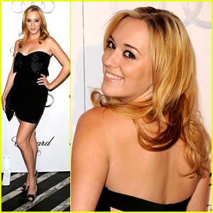 andrea bowen 9