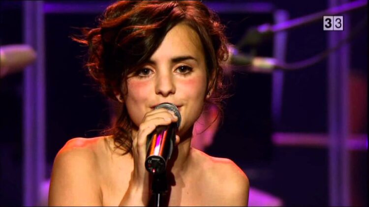 andrea motis 3