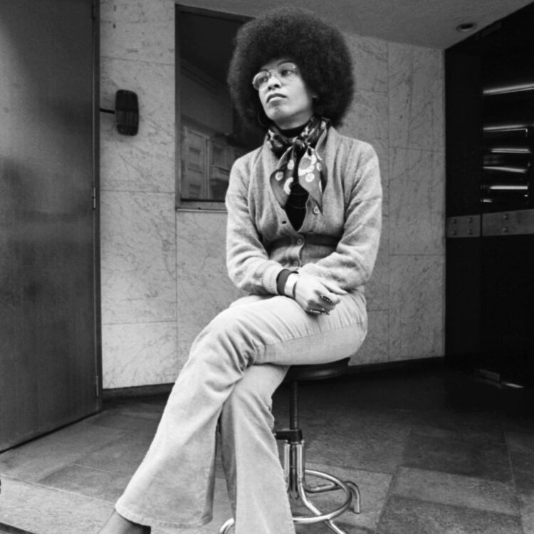 angela davis 1