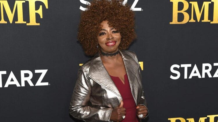 angie stone 7