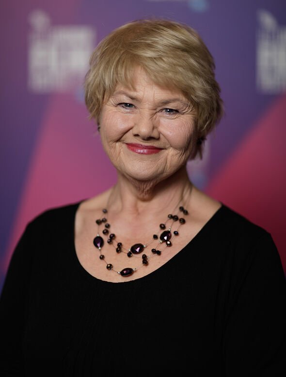 annette badland 6