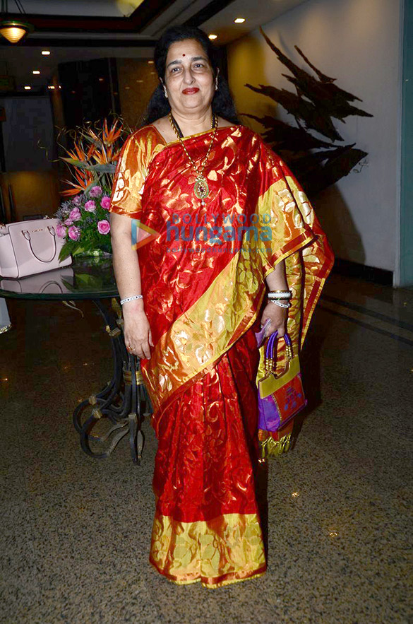 anuradha paudwal 8