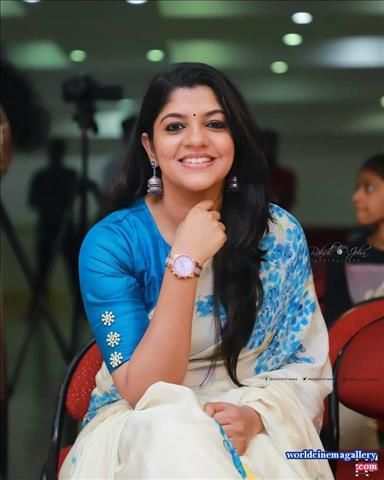 aparna balamurali 2