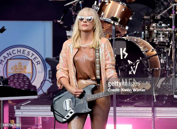 emily haines 3