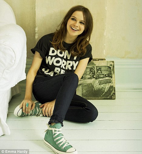 gabrielle aplin 11