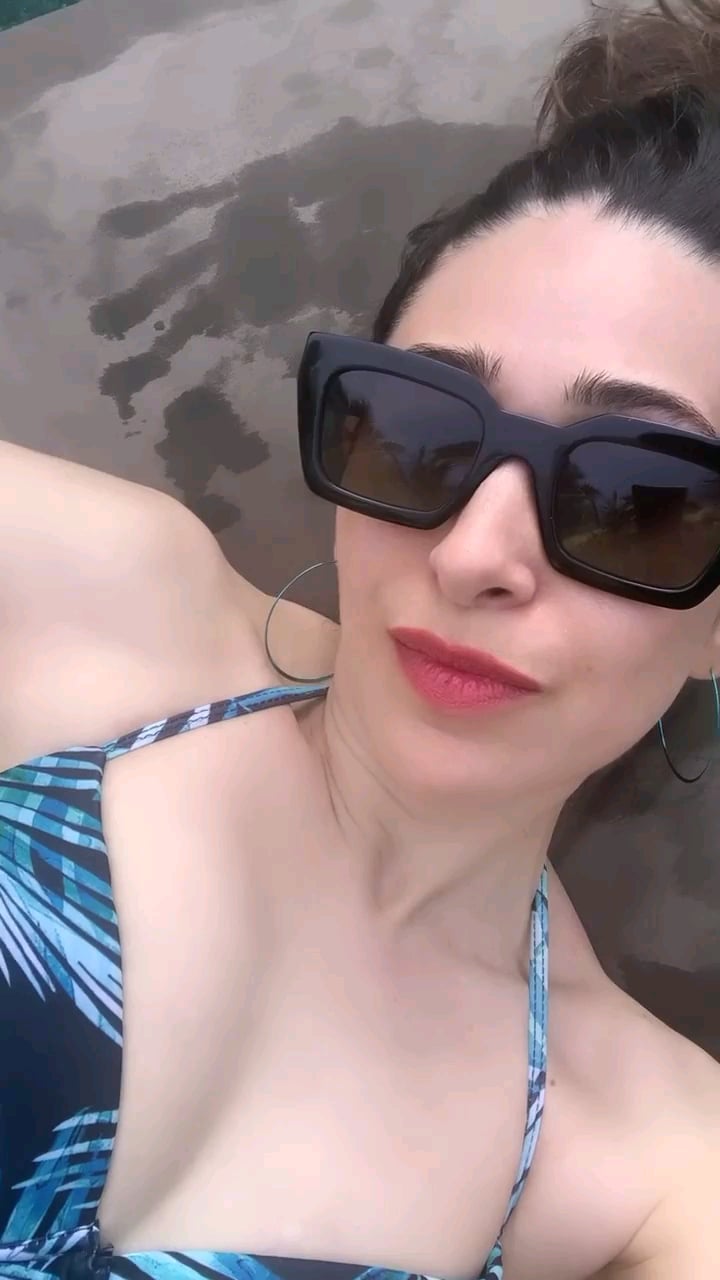 karisma kapoor 9