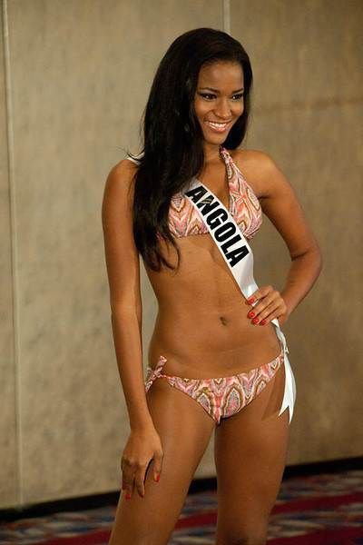 leila lopes 6