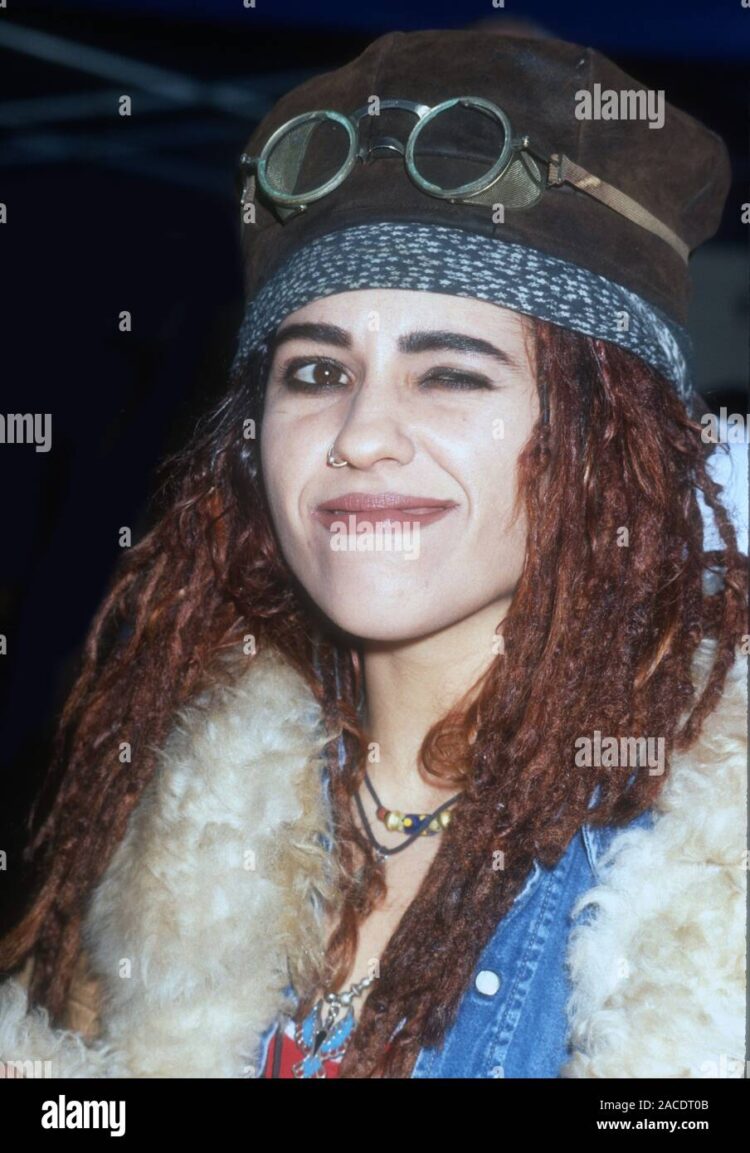 linda perry 2