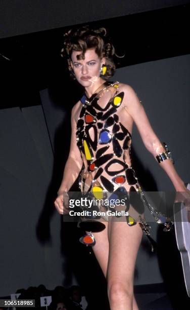 sandra bernhard 8