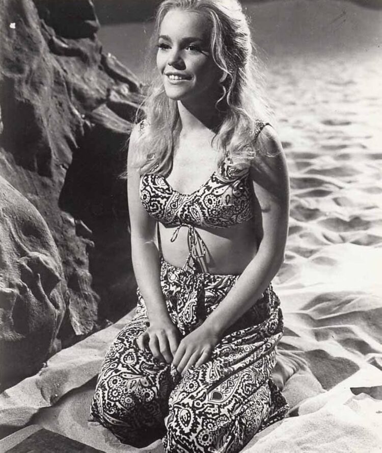 tuesday weld 7