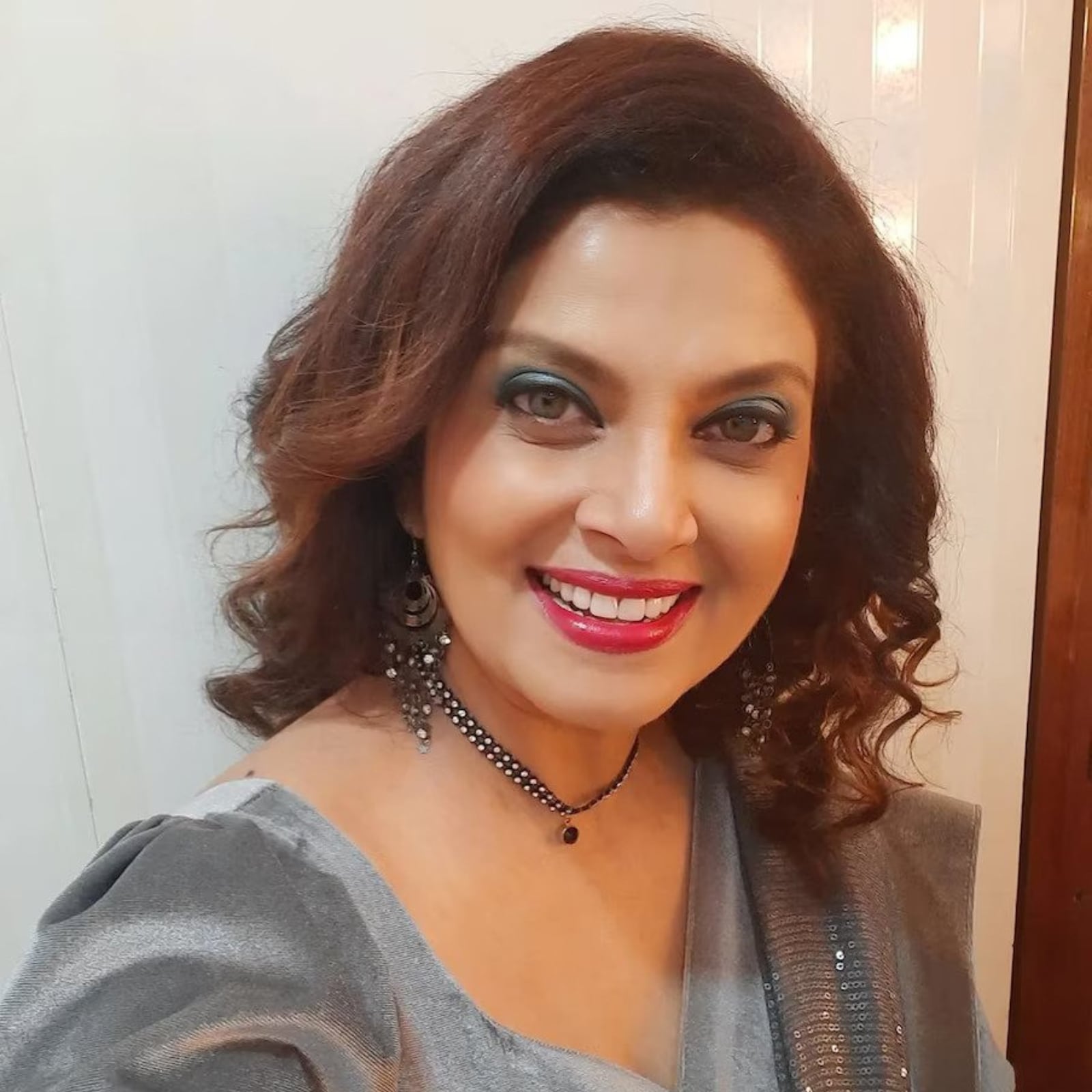 varsha usgaonkar 11