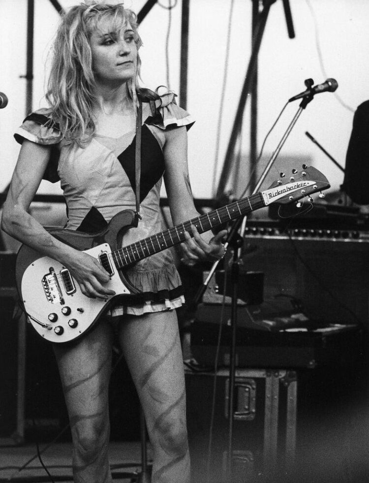 viv albertine 5