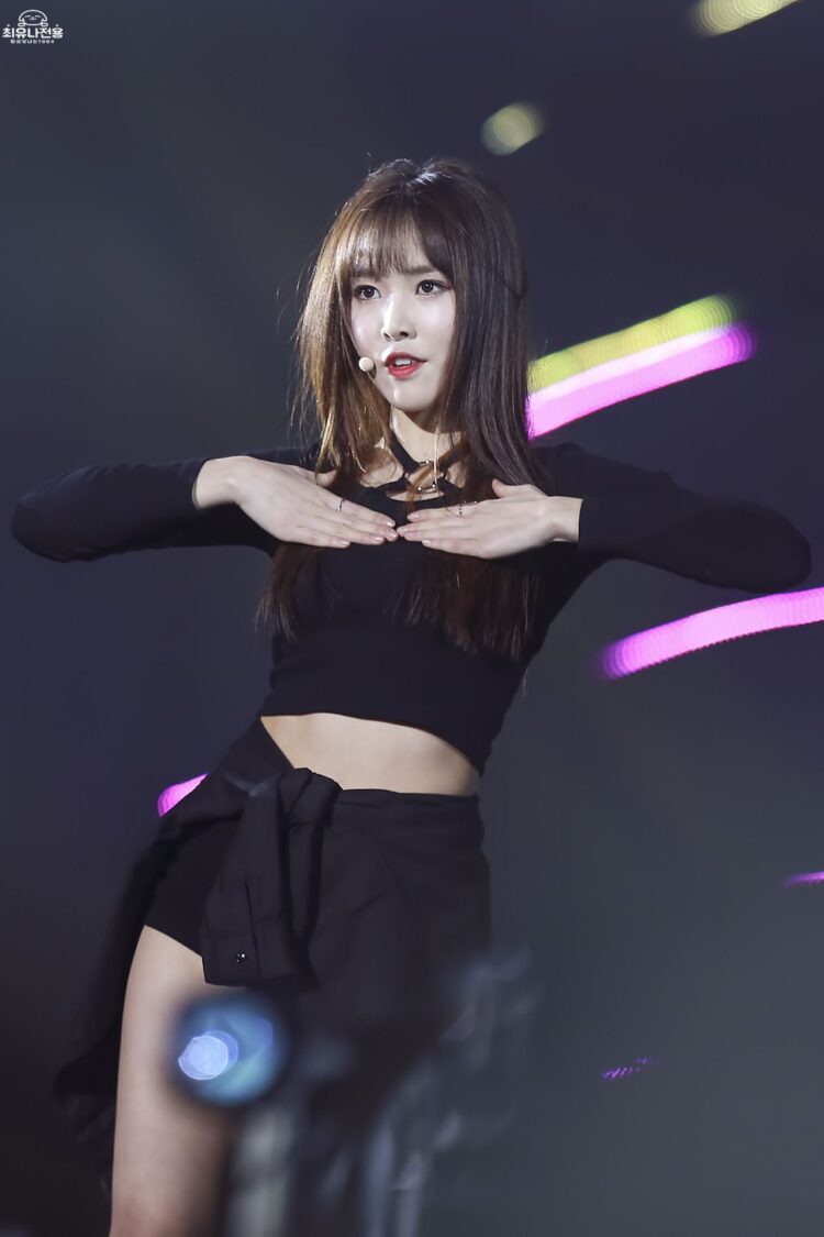 yuju choi 8