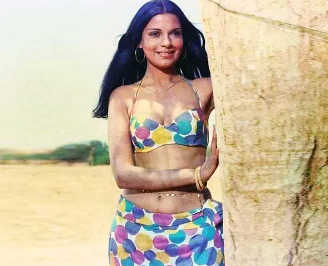 zeenat aman 4