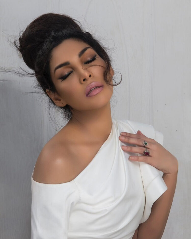 zhalay sarhadi 6