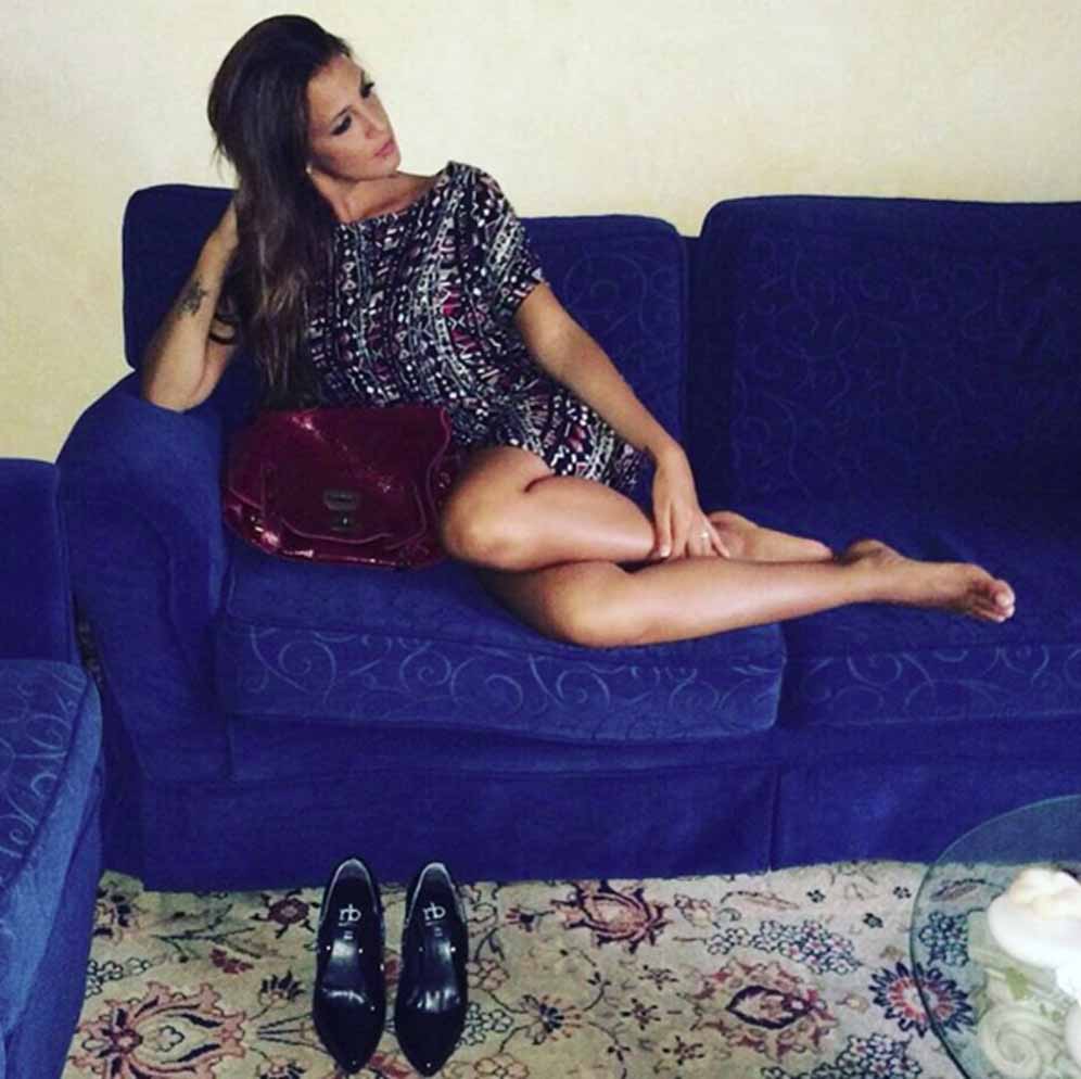 alessandra de angelis feet