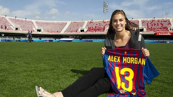 alex morgan feet 5