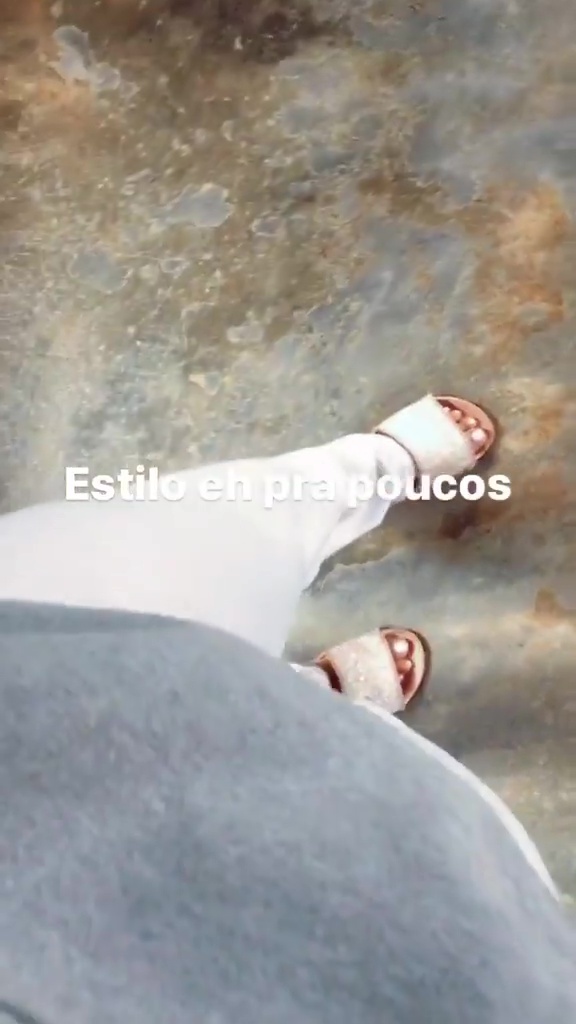 alexandra diaz feet 5